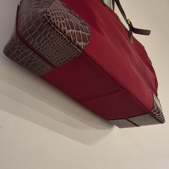 Handbag - Picture 3 of 6